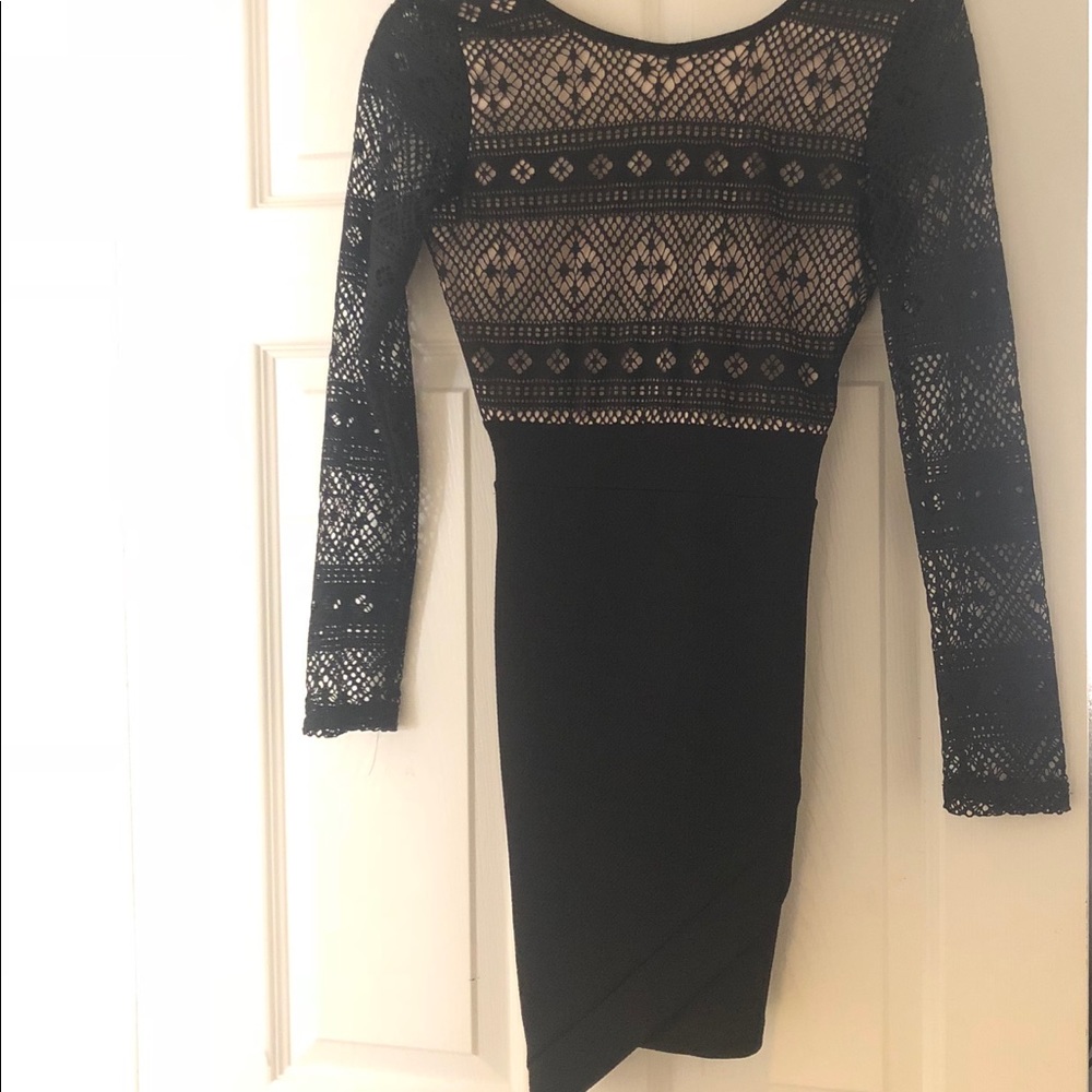 Medium tight black dress